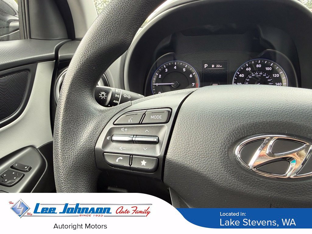Used 2023 Hyundai Kona SE AWD/4WD image 25