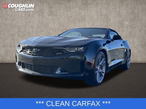 Used 2022 Chevrolet Camaro LT w/ RS Package image 4