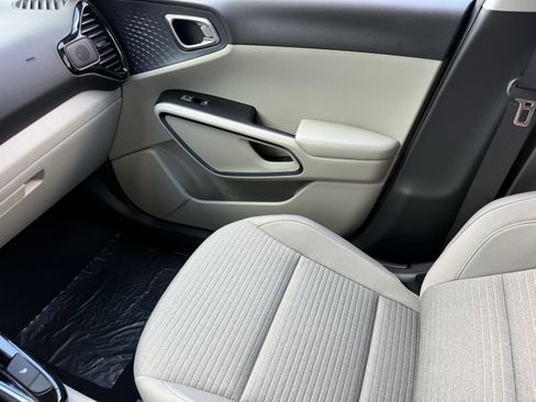 New 2025 Kia Soul EX image 10