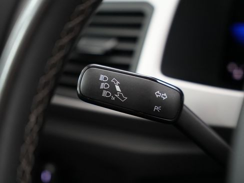 Used 2022 Volkswagen Atlas SE image 14