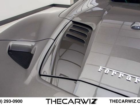 Used 2022 Ferrari F8 Tributo RWD image 30