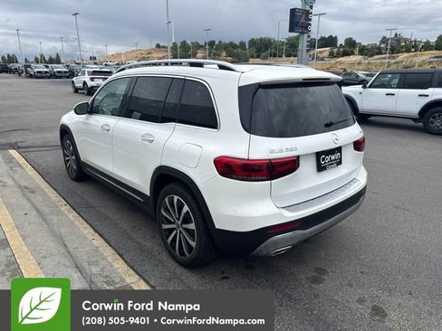 Used 2020 Mercedes-Benz GLB 250 4MATIC image 5
