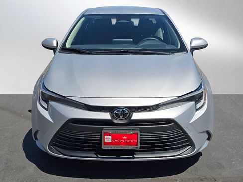 Certified 2026 Toyota Corolla LE FWD image 8