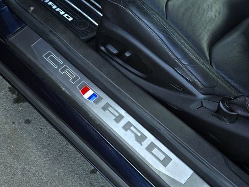 Used 2016 Chevrolet Camaro SS image 12