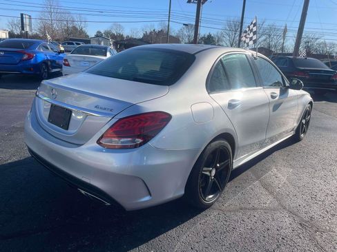 Used 2016 Mercedes-Benz C 300 4MATIC Sedan image 4