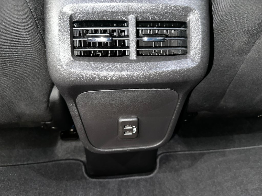 Used 2024 Chevrolet Equinox LT AWD/4WD image 21