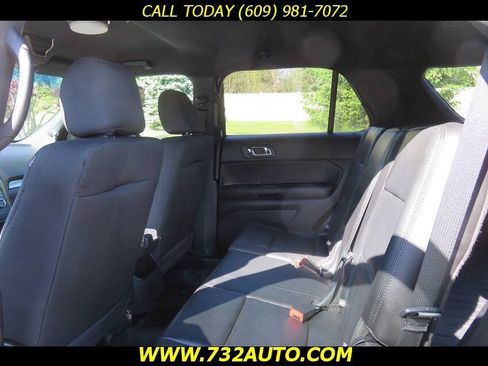 Used 2016 Ford Explorer 4WD Police Interceptor w/ Ready For The Road Package image 9