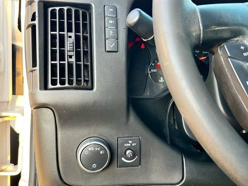 Used 2022 GMC Savana 2500 w/ Driver Convenience Package RWD image 10