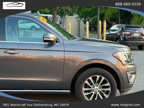 Used 2018 Ford Expedition Limited w/ Equipment Group 301A AWD/4WD image 12