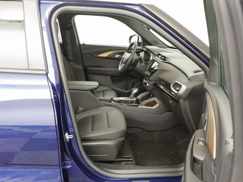 Certified 2023 Chevrolet TrailBlazer ACTIV w/ Convenience Package image 19