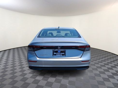Used 2023 Honda Accord EX image 6