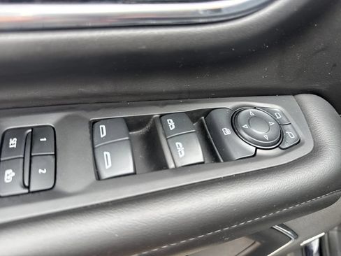 Used 2024 Chevrolet Tahoe LT AWD/4WD image 20