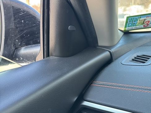 Used 2020 Nissan Altima 2.5 SR w/ Premium Package image 16