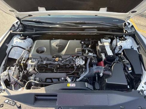 Used 2023 Toyota Camry LE FWD image 3