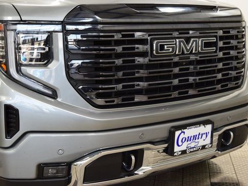 Used 2023 GMC Sierra 1500 Denali Ultimate image 13