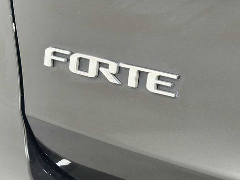 Used 2016 Kia Forte LX w/ LX Popular Plus Package FWD image 27