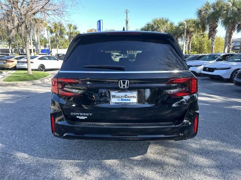 New 2026 Honda Odyssey EX-L image 5