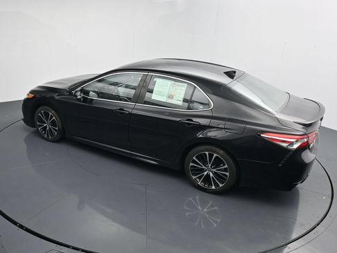 Used 2020 Toyota Camry SE w/ Audio Package FWD image 28
