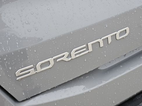 New 2026 Kia Sorento EX FWD image 9