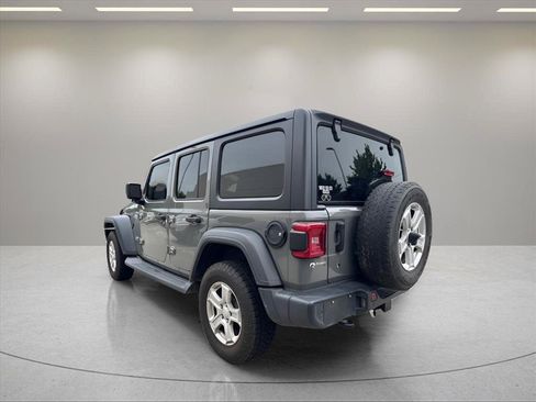Used 2018 Jeep Wrangler Unlimited Sport S AWD/4WD image 7