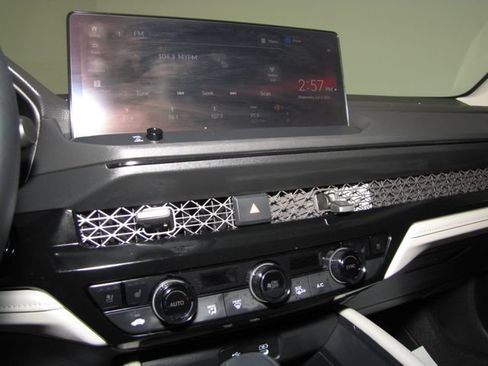 Used 2025 Honda Accord Touring image 5