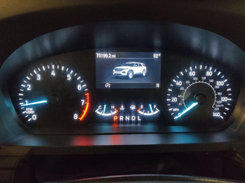 Used 2021 Ford Explorer image 23