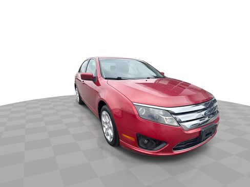 Used 2011 Ford Fusion SE w/ 202A Rapid Spec Order Code image 2