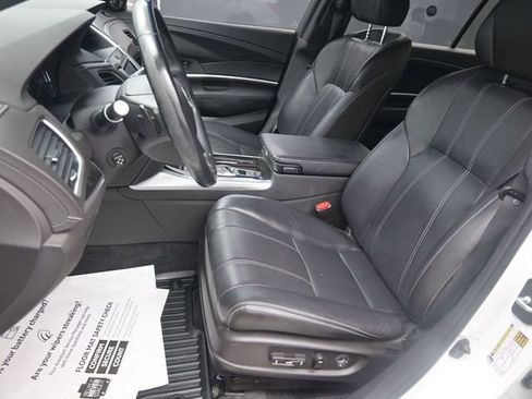Used 2018 Acura RLX w/ Technology Package image 29