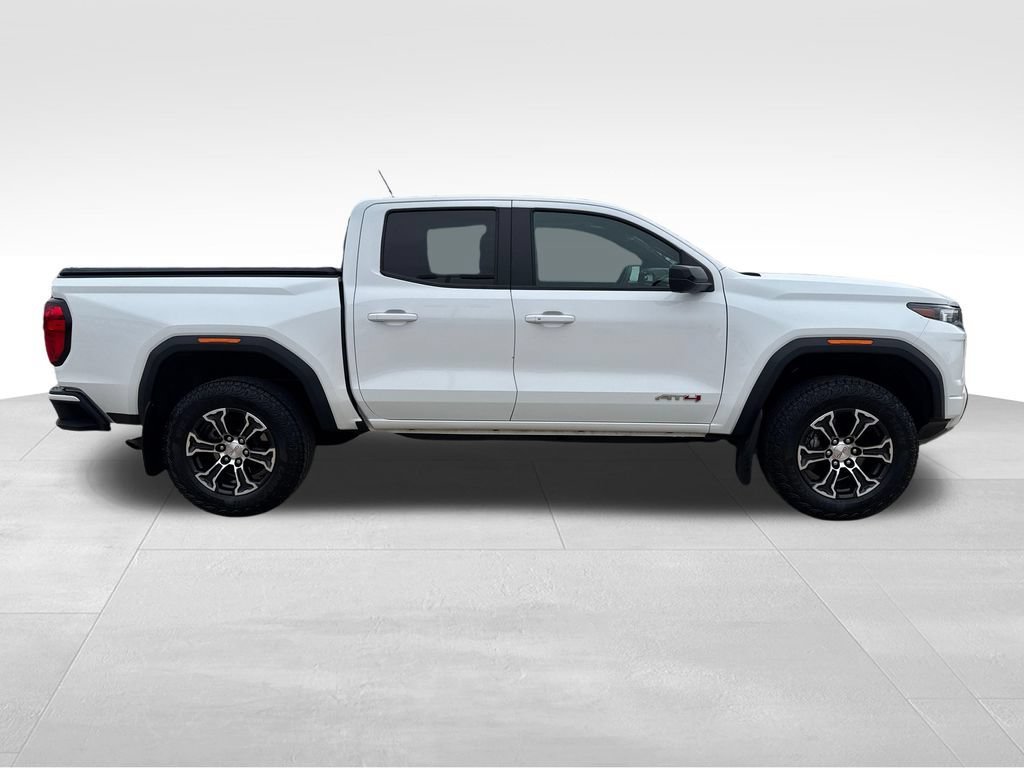 Used 2024 GMC Canyon AT4 w/ AT4 Premium Package AWD/4WD image 7