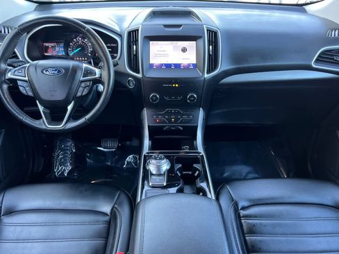Used 2020 Ford Edge SEL image 3