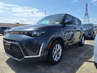 Used 2025 Kia Soul LX w/ LX Technology Package FWD video 1