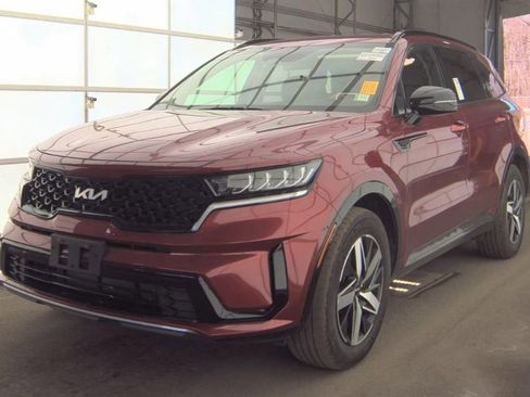Used 2023 Kia Sorento S image 6