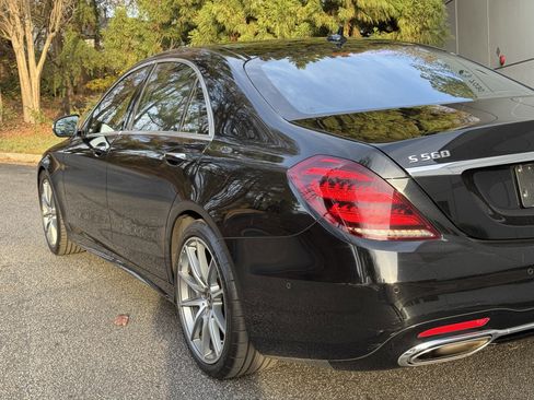 Used 2018 Mercedes-Benz S 560 Sedan image 14