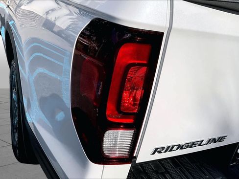 Used 2023 Honda Ridgeline RTL-E image 29