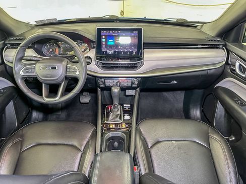 Used 2024 Jeep Compass Limited AWD/4WD image 30