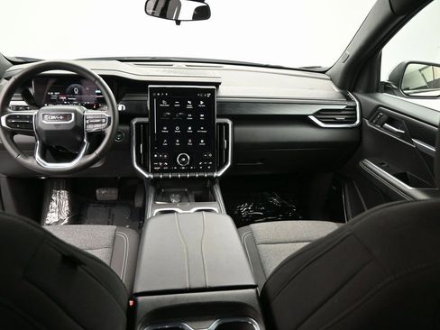 Used 2025 GMC Acadia Elevation image 19