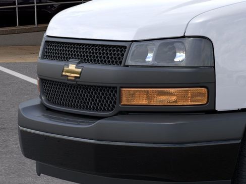 New 2026 Chevrolet Express 2500 Extended w/ Driver Convenience Package RWD image 13
