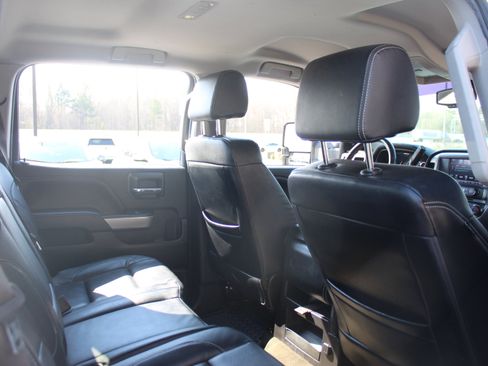 Used 2017 Chevrolet Silverado 2500 LT w/ LT Fleet Convenience Package image 30