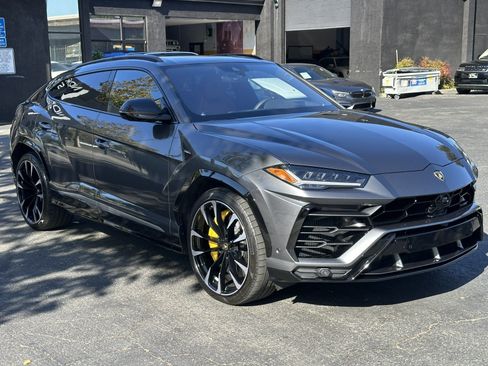 Used 2020 Lamborghini Urus AWD/4WD image 7