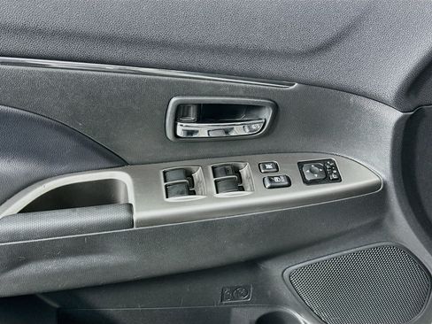 Used 2024 Mitsubishi Outlander Sport AWD image 15