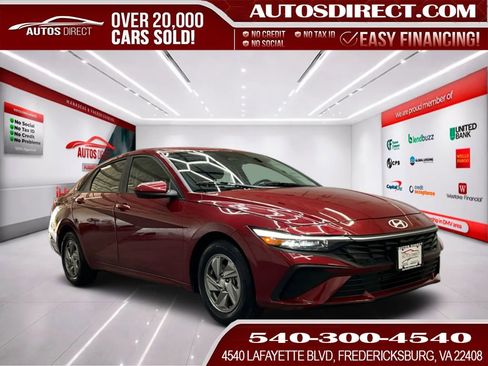 Used 2024 Hyundai Elantra SE image 1