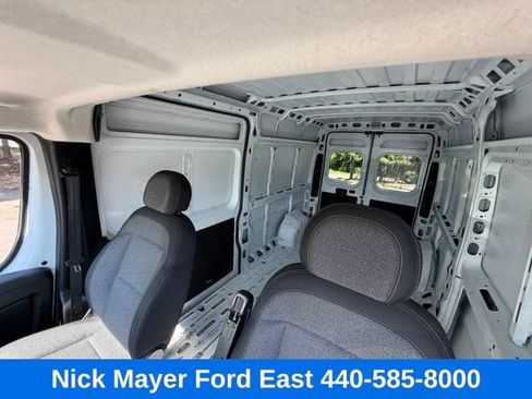 Used 2023 RAM ProMaster 2500 FWD image 10