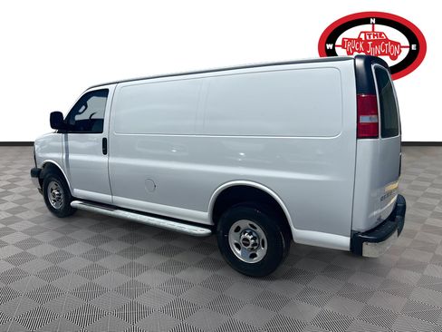 Used 2023 GMC Savana 2500 w/ Driver Convenience Package RWD image 5