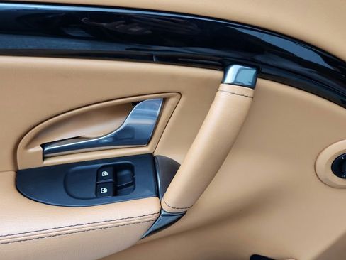 Used 2017 Maserati GranTurismo Sport image 27