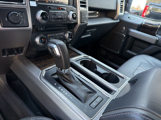 Used 2015 Ford F150 Platinum w/ Equipment Group 701A Luxury AWD/4WD image 21