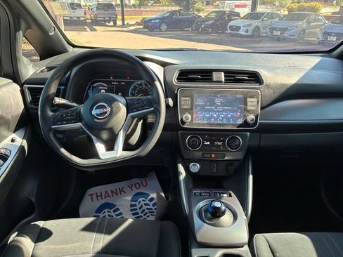 Certified 2025 Nissan Leaf S FWD image 28