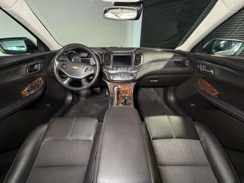Used 2014 Chevrolet Impala LT w/ Convenience Package FWD image 21