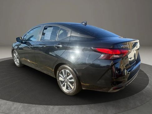 Used 2021 Nissan Versa SV image 7