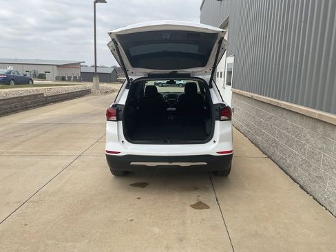 Used 2022 Chevrolet Equinox LT image 27