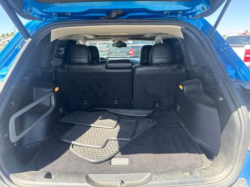 Used 2018 Jeep Cherokee Trailhawk w/ Comfort/Convenience Group AWD/4WD image 17